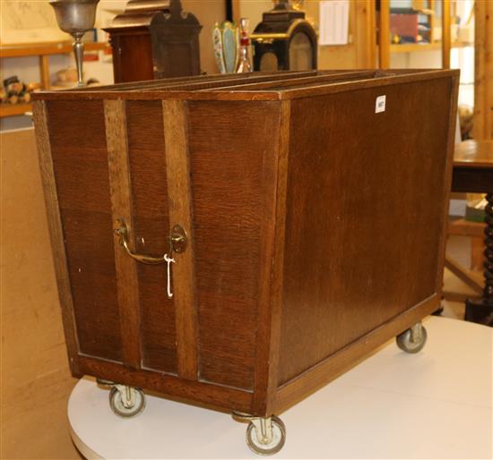 Early 20th century oak folio trolley(-)